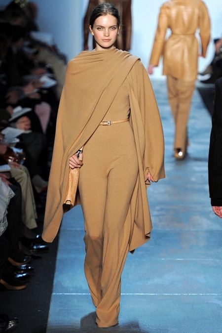 NEW YORK FASHION WEEK: MICHAEL KORS FALL 2011