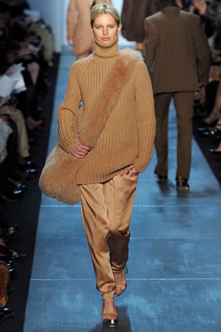 NEW YORK FASHION WEEK: MICHAEL KORS FALL 2011