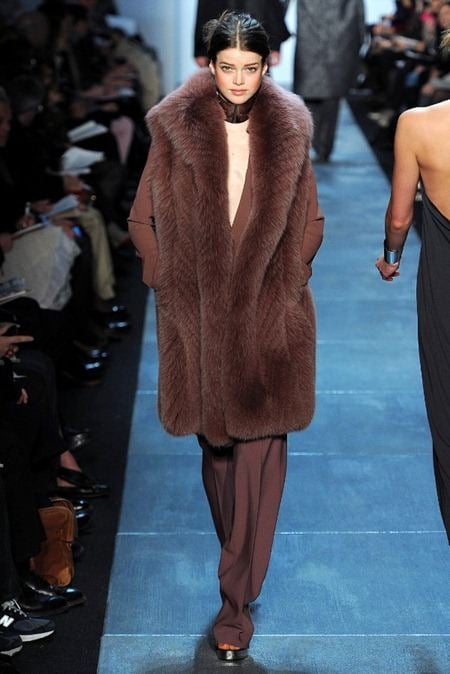 NEW YORK FASHION WEEK: MICHAEL KORS FALL 2011