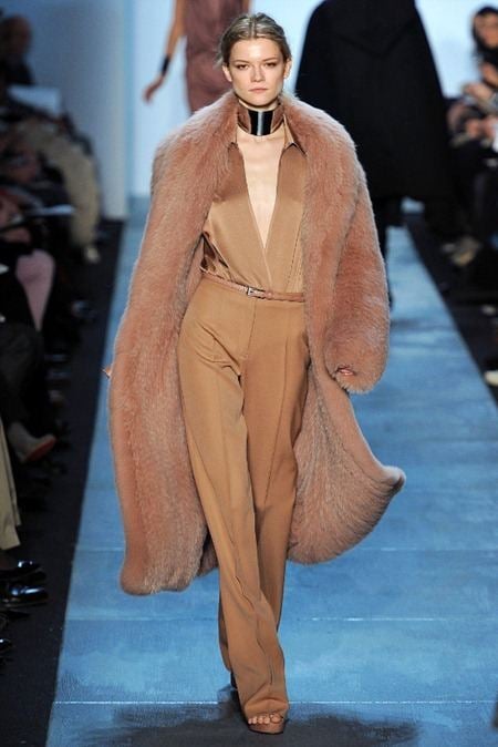 NEW YORK FASHION WEEK: MICHAEL KORS FALL 2011