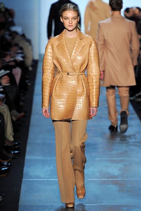 NEW YORK FASHION WEEK: MICHAEL KORS FALL 2011