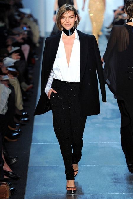 NEW YORK FASHION WEEK: MICHAEL KORS FALL 2011