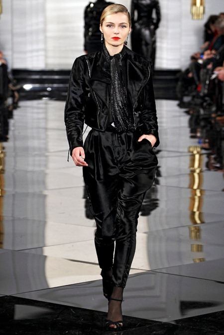 NEW YORK FASHION WEEK: RALPH LAUREN FALL 2011