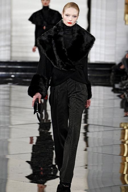 NEW YORK FASHION WEEK: RALPH LAUREN FALL 2011