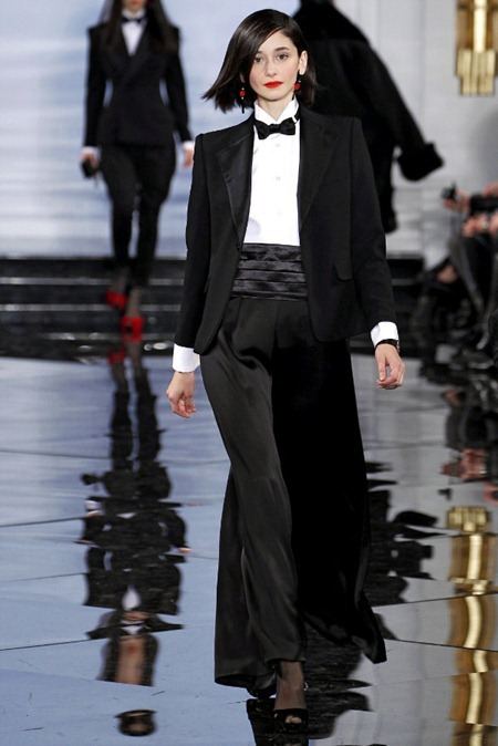 NEW YORK FASHION WEEK: RALPH LAUREN FALL 2011