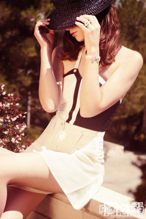 แฟชั่น Felicity Jones the New Brit in Tinseltown ภาพแฟชั่น จาก นิตยสาร ELLE