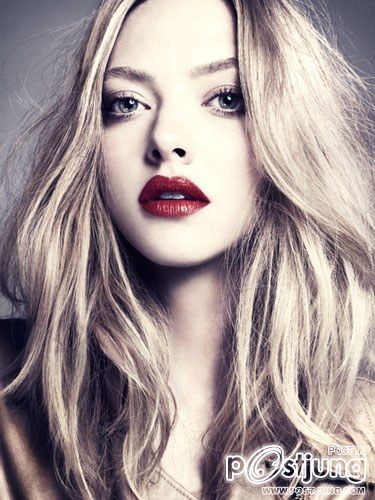 แฟชั่น Amanda Seyfried : American Beauty ภาพแฟชั่น จาก นิตยสาร Marie Claire