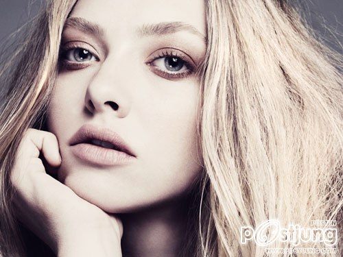 แฟชั่น Amanda Seyfried : American Beauty ภาพแฟชั่น จาก นิตยสาร Marie Claire