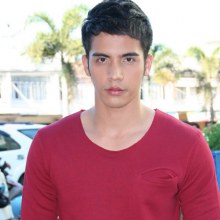 รวมดาราแสดงละครเทิคพระเกียรติ