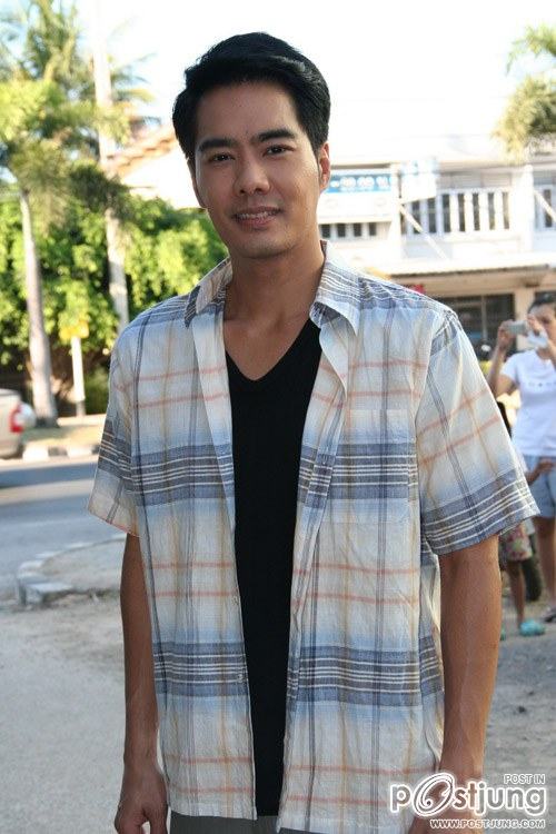 รวมดาราแสดงละครเทิคพระเกียรติ