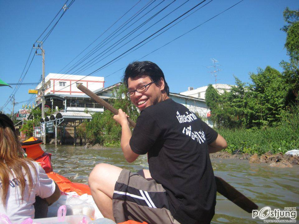 นำของบริจาคไปช่วยผู้ประสบภัยที่บางใหญ่ บางบัวทอง จ นนทบุรี ครับผม