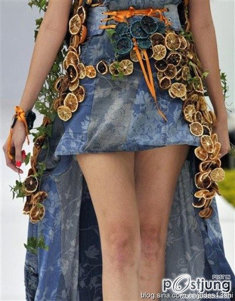 Plants and flowers to put on the body, spectacular ECO-fashion show