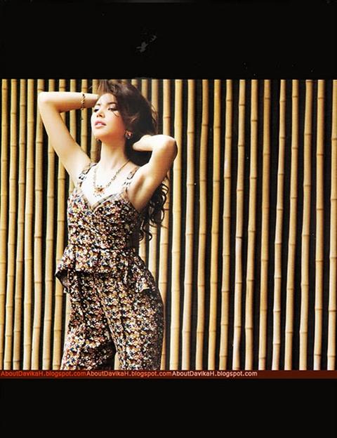 ใหม่ ดาวิก้า โฮร์เน่ @ SLIMMING no.91 December 2011