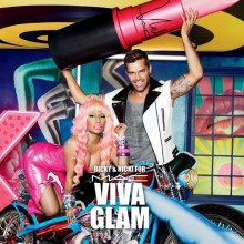 Nicki Minaj และ Ricky Martin ในภาพ Campaign M.A.C VIVA Glam