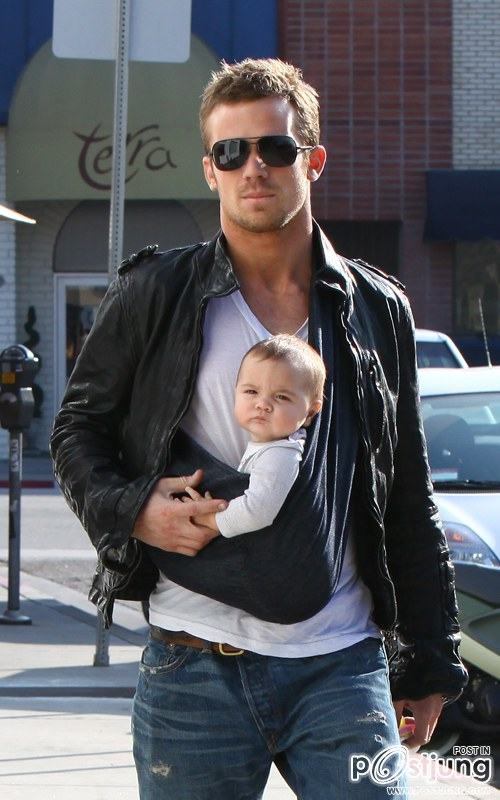 ใกล้วันพ่อเข้ามาสุดยอดคุณพ่อ