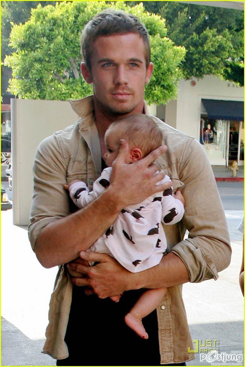 ใกล้วันพ่อเข้ามาสุดยอดคุณพ่อ