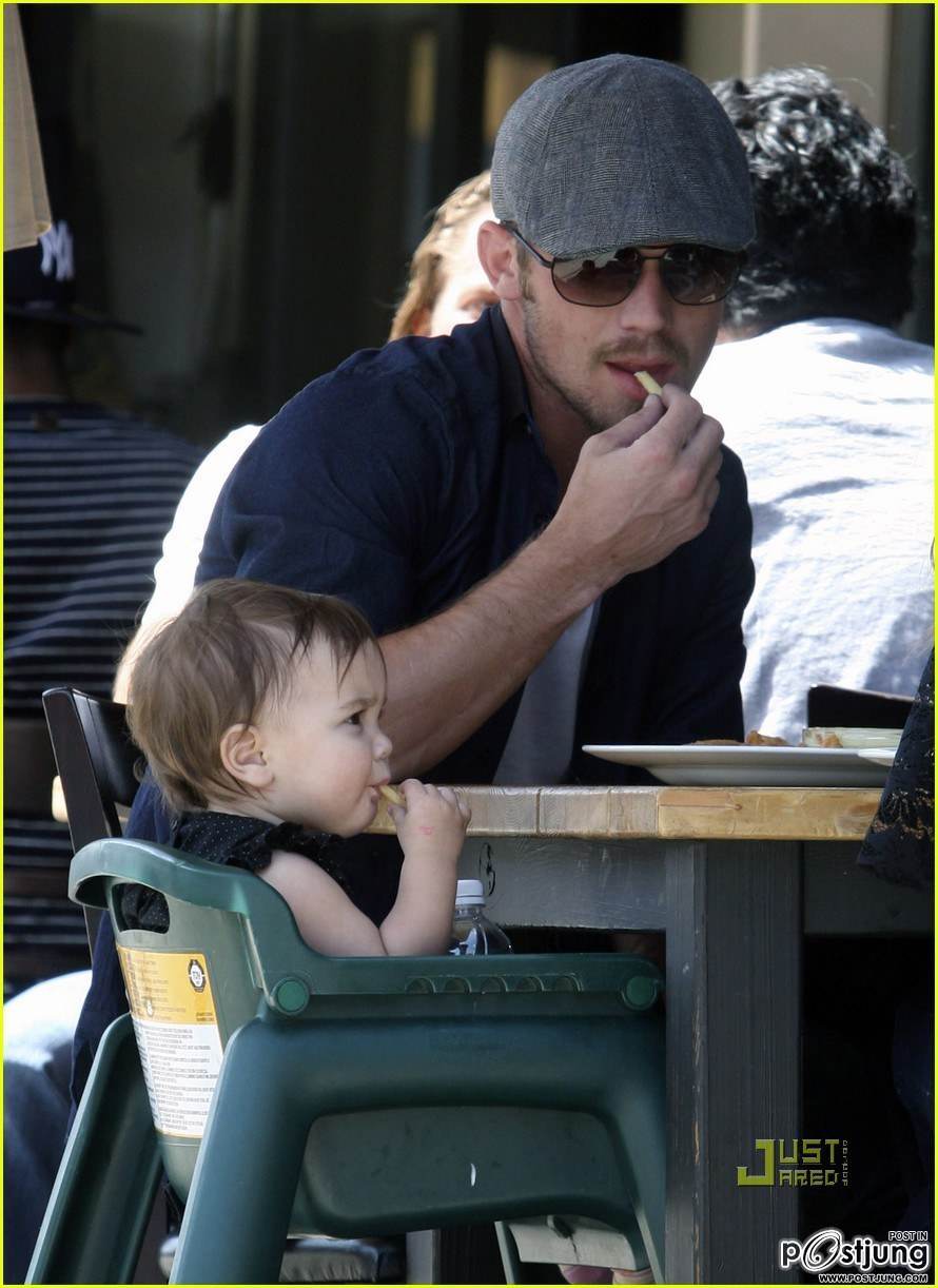 ใกล้วันพ่อเข้ามาสุดยอดคุณพ่อ