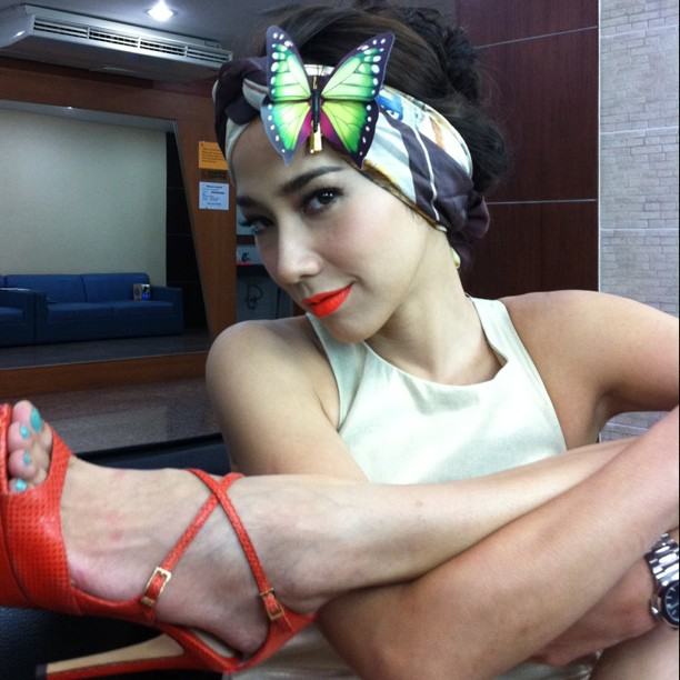 อั้ม ไม่แคร์ สวย ชะอย่าง