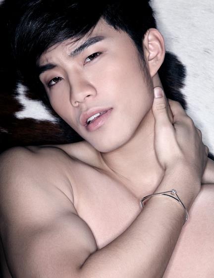 VOLUME vol. 7 no. 157 November 2011