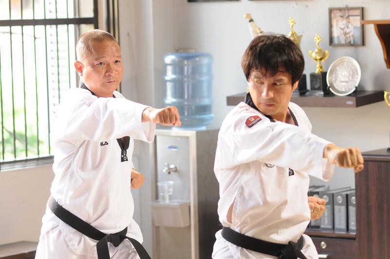 จีจ้า & หม่ำ @ The Kick วอนโดนเตะ