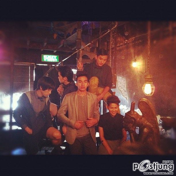 [AF8] ต้น แพรว เต๋า คชา เฟรม ถ่ายแบบนิตยสาร Kazz