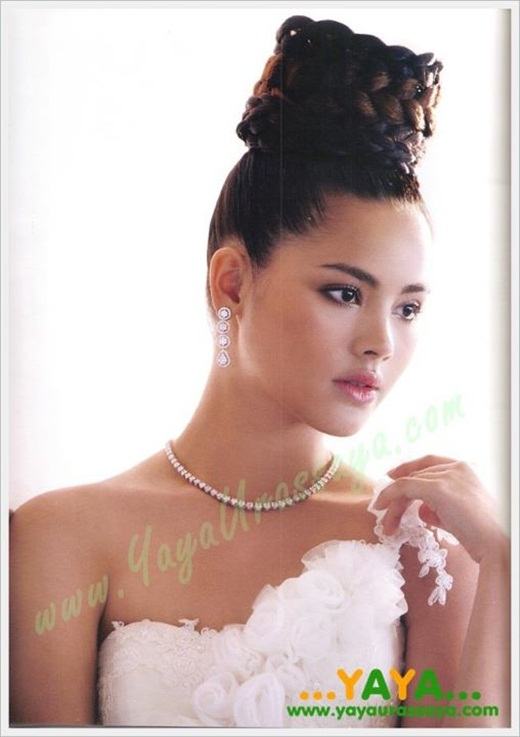 ญาญ่า-อุรัสยา @ WE no.92 December 2011