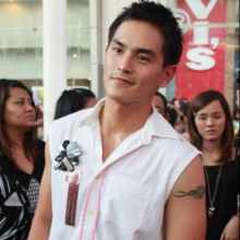 สงกรานต์ เตชะณรงค์ หนุ่มสุดเพอร์เฟค!!