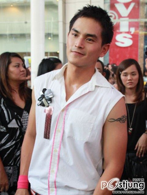 สงกรานต์ เตชะณรงค์ หนุ่มสุดเพอร์เฟค!!