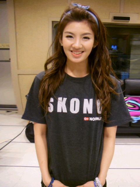 แอลลี่ เลิฟ HyoYeon (ฮโยยอน) SNSD