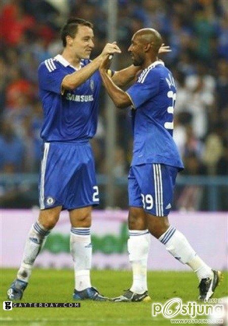 นักฟุตบอล ตุง!!! เสียวๆกันกลางสนาม O!O