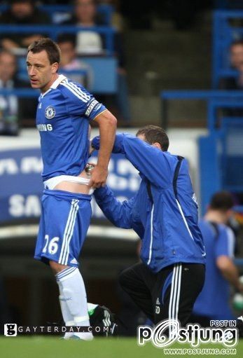 นักฟุตบอล ตุง!!! เสียวๆกันกลางสนาม O!O