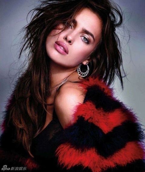 Irina Shayk @ ELLE (Spain) Magazine December 2011