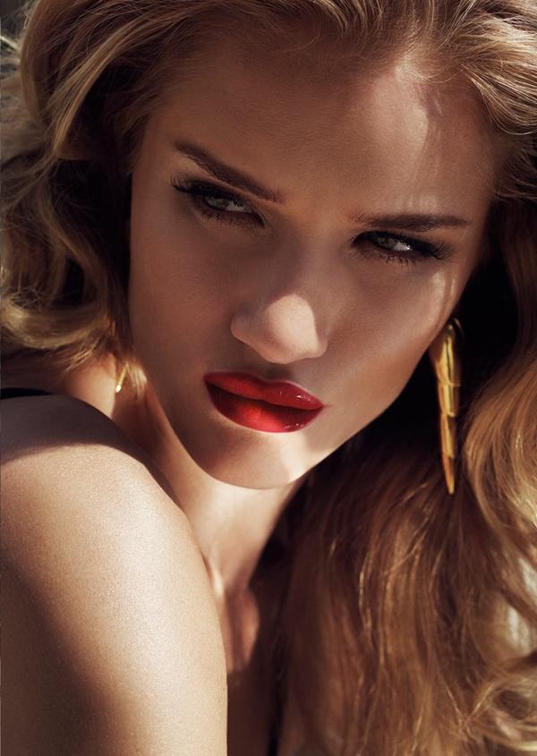 Rosie Hungtington-Whiteley @  Harper's Bazaar UK January 2012