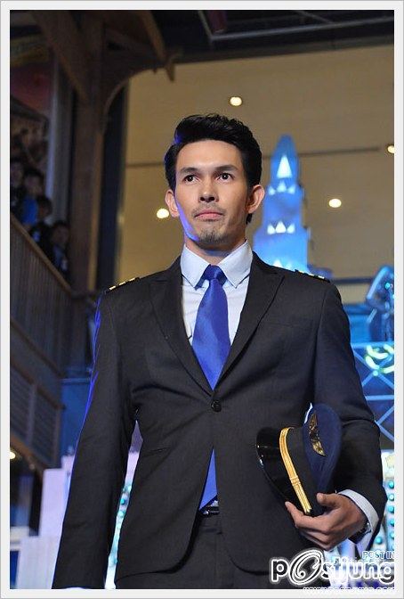 พี่อั้ม...