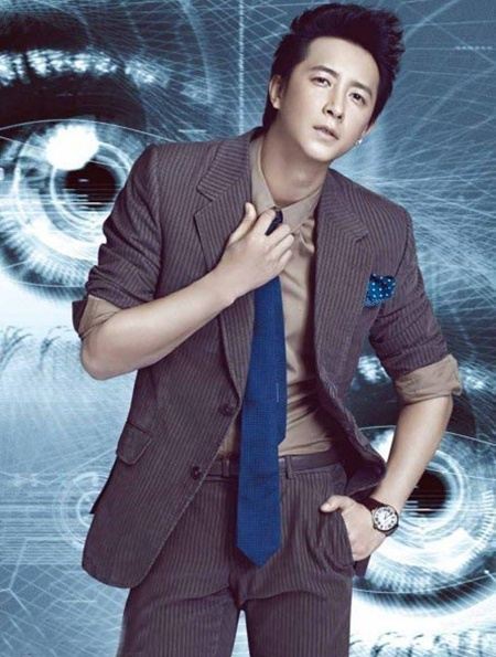Han Geng @ MR Magazine issue 46 December 2011