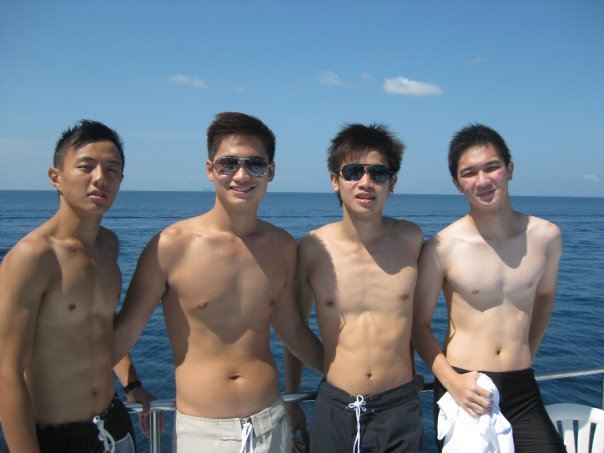 ไปทะเลกับอาตี๋