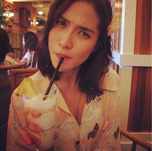 ในมุมน่ารักๆ แบบ "พลอย เฌอมาลย์"