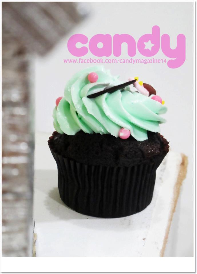 มิ้นต์ ชาลิดา @ CANDY no.83 December 2011