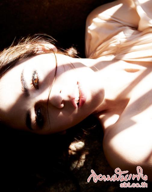 ชมพู่ อารยา กับความเซ็กซี่ของเธอ