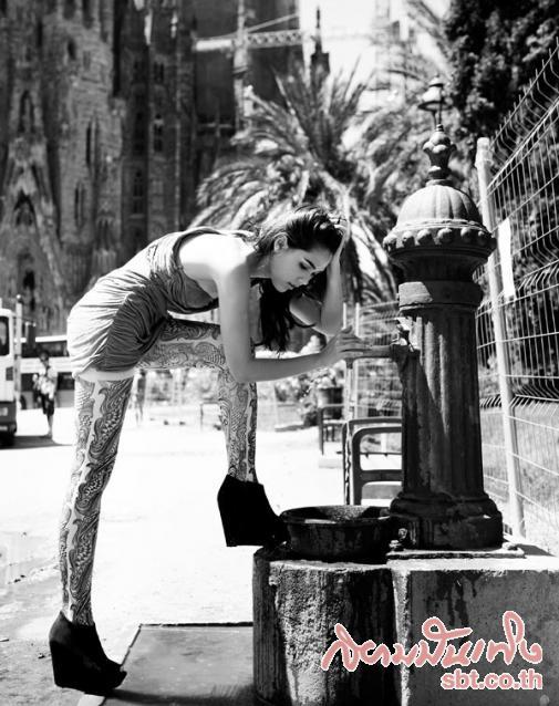 ชมพู่ อารยา กับความเซ็กซี่ของเธอ