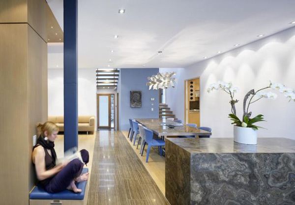 Contemporary House Architecture - Ravine House in Urban Canada