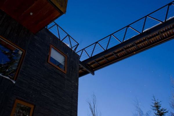 Mountain Chalet Design in the Andes, Chile