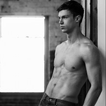 หล่อแบบว่าเนียนดีMATTHEW PAETZ