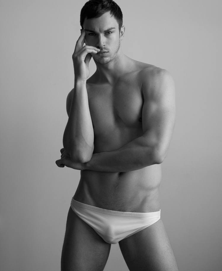 หล่อแบบว่าเนียนดีMATTHEW PAETZ