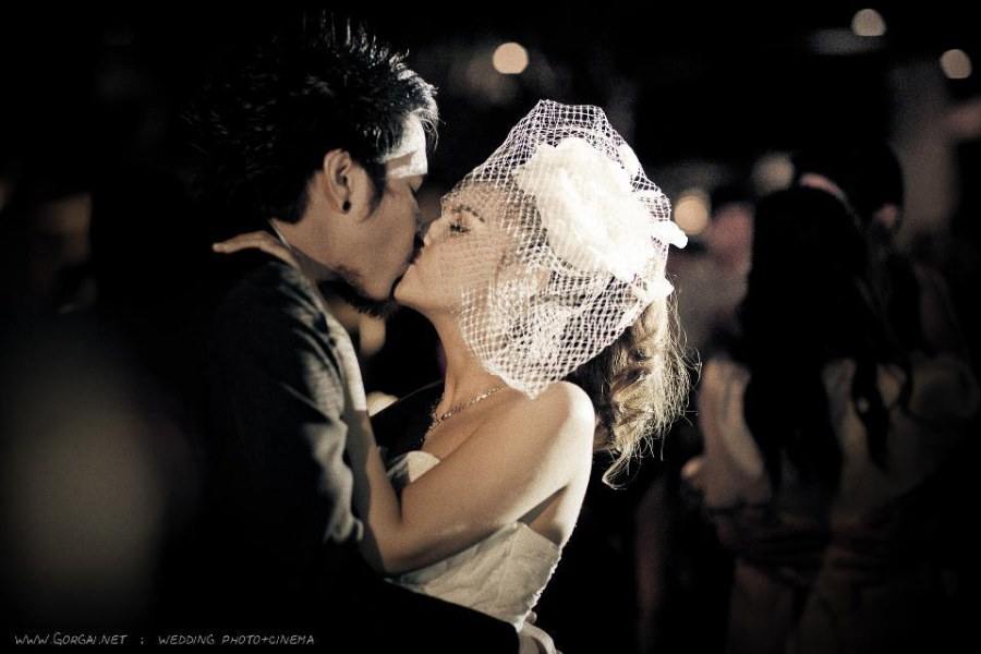 ภาพพิธีวิวาห์ของ คาเร็น คล่องตรวจโรค & แฟนหนุ่ม