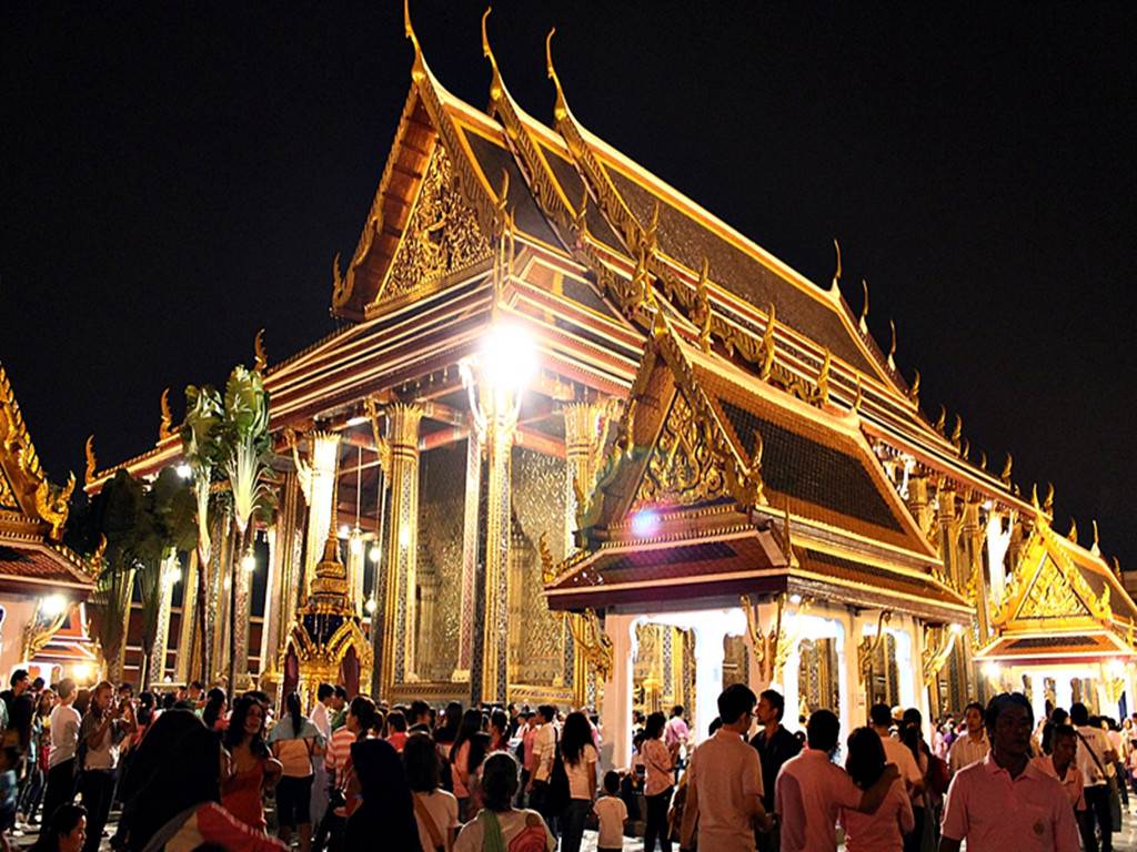 ภาพบรรยากาศงานเฉลิมพระเกียรติ 84 พรรษา