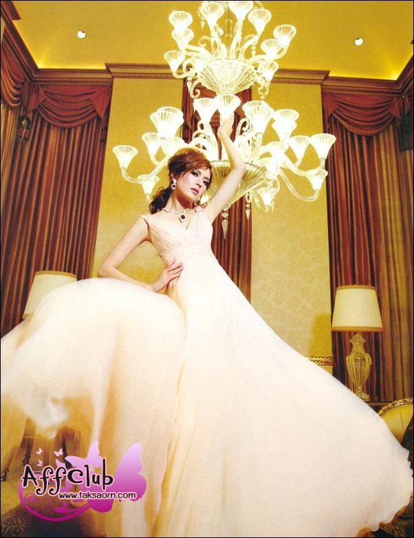 แอฟ ทักษอร @ ผู้หญิง vol. 1 no. 565 December 2011