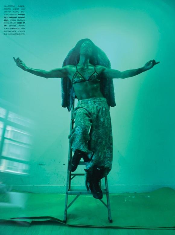 Photoshoot men album 414 : Ultraviolets