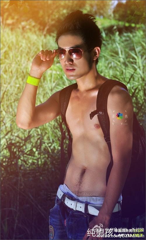 อาตี๋ถ่ายแบบ