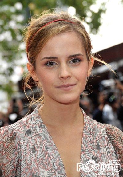 ฮือฮา!! " เอมม่า วัตสัน " คว้าผู้หญิงแต่งกายดีที่สุดของโลก